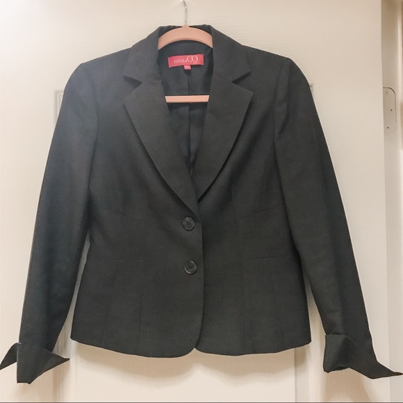 🌹 BOGO 1/2 OFF! Nine & Co. brown skirt suit - Picture 1 of 5